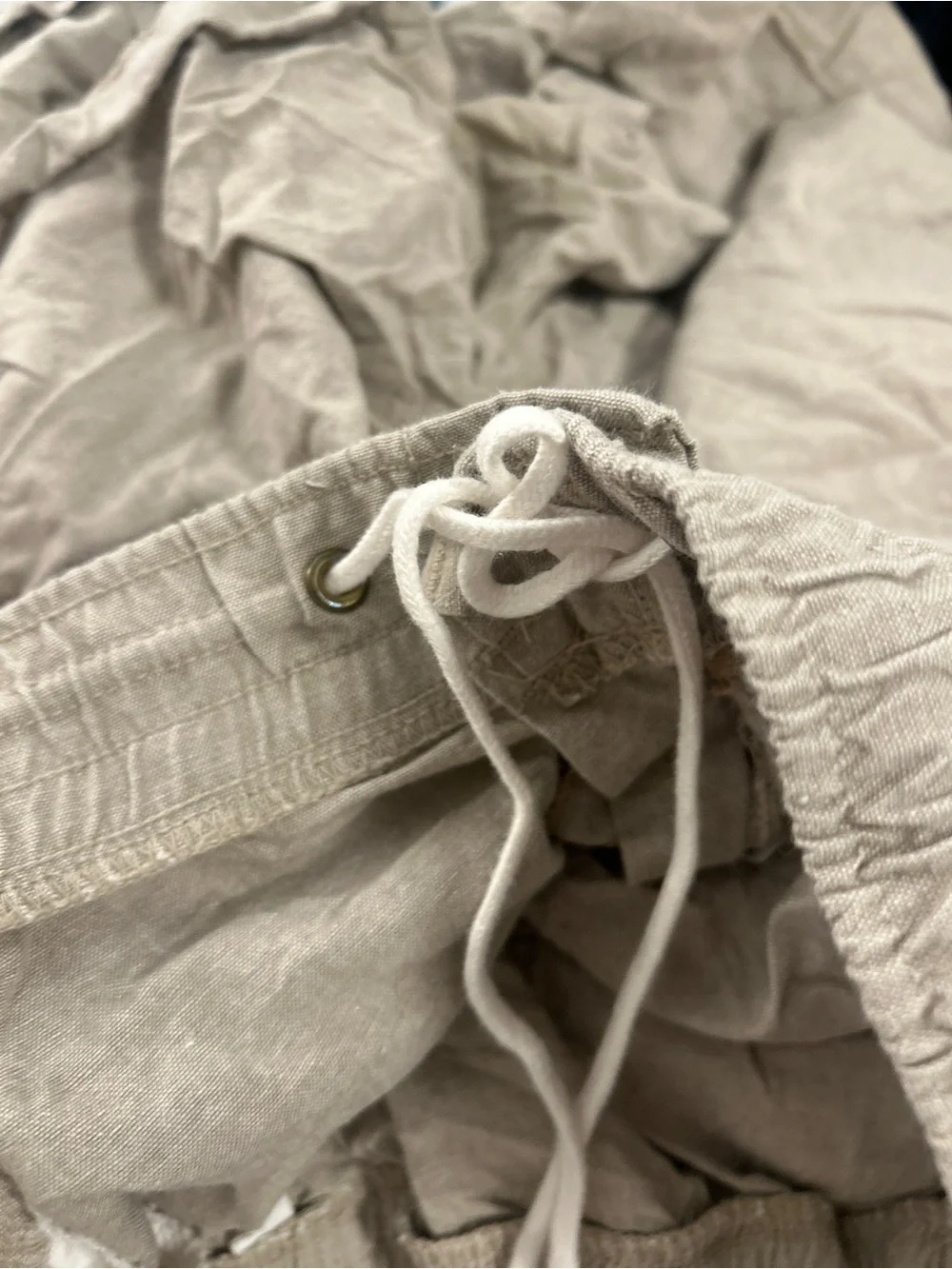 Men's Casual Drawstring Shorts in Light Taupe